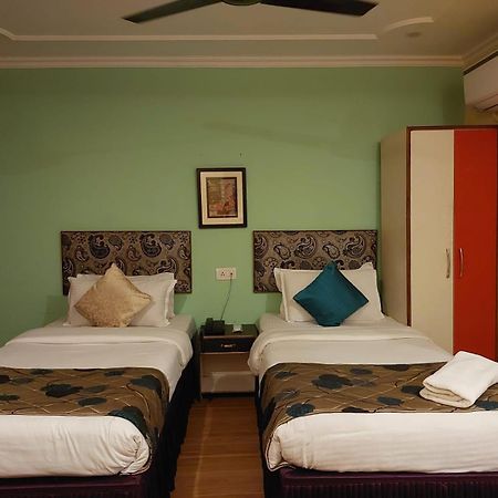 Tara Guest House Варанаси Экстерьер фото