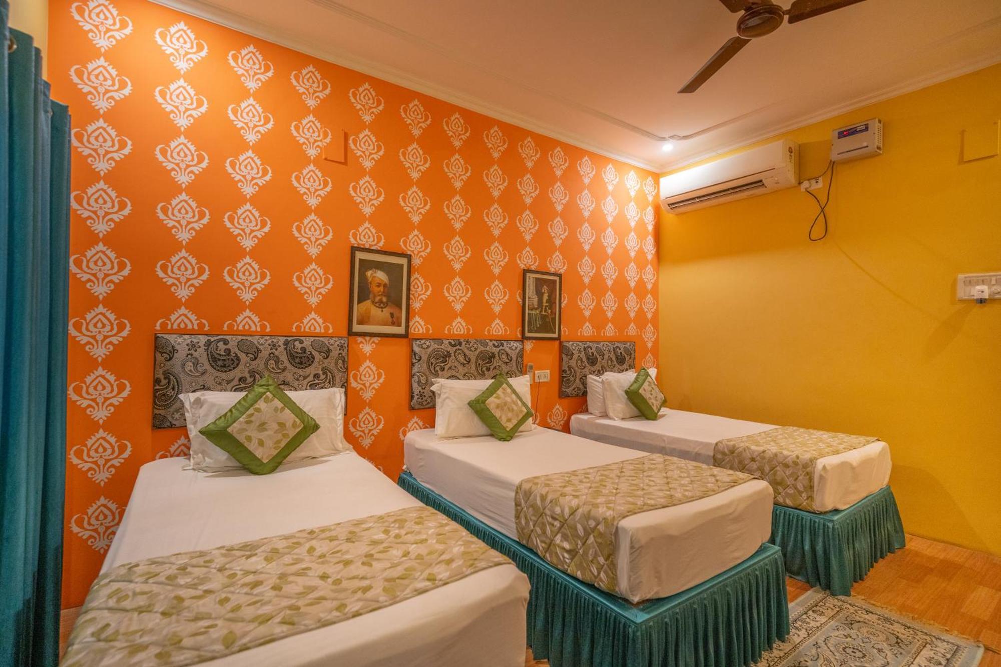 Tara Guest House Варанаси Экстерьер фото