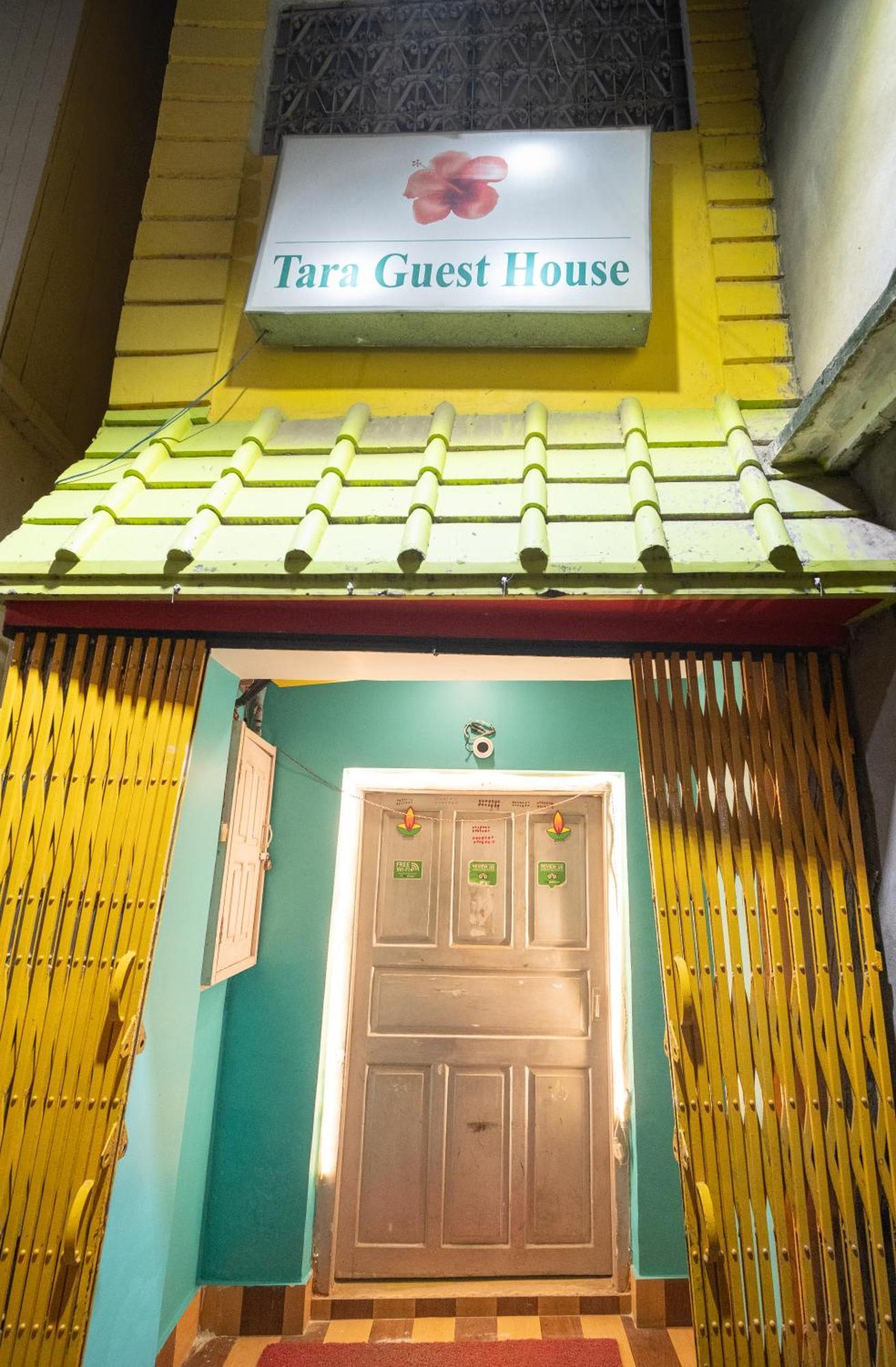 Tara Guest House Варанаси Экстерьер фото