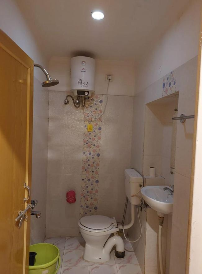 Tara Guest House Варанаси Экстерьер фото