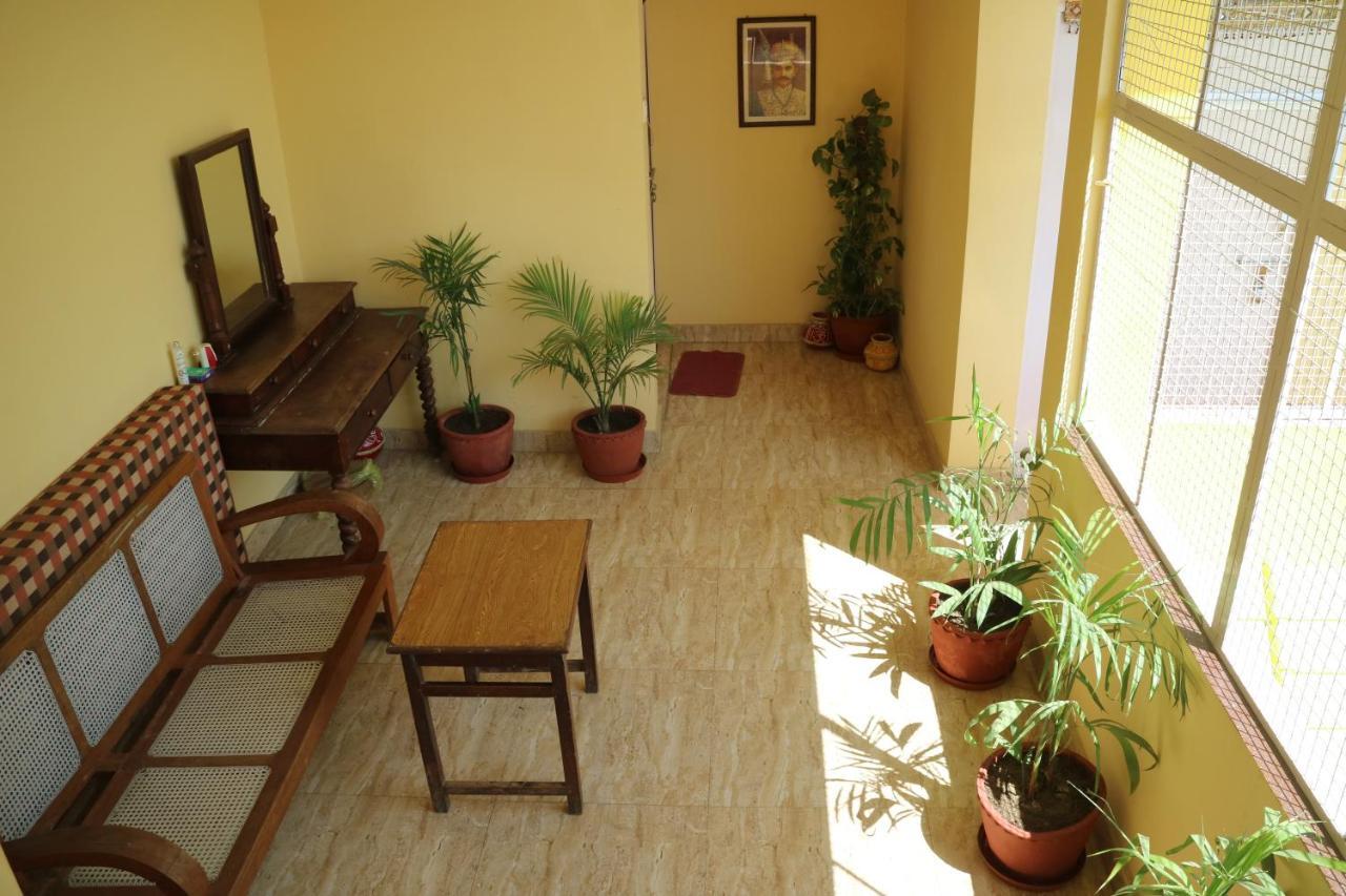 Tara Guest House Варанаси Экстерьер фото