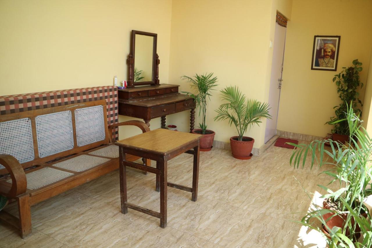 Tara Guest House Варанаси Экстерьер фото